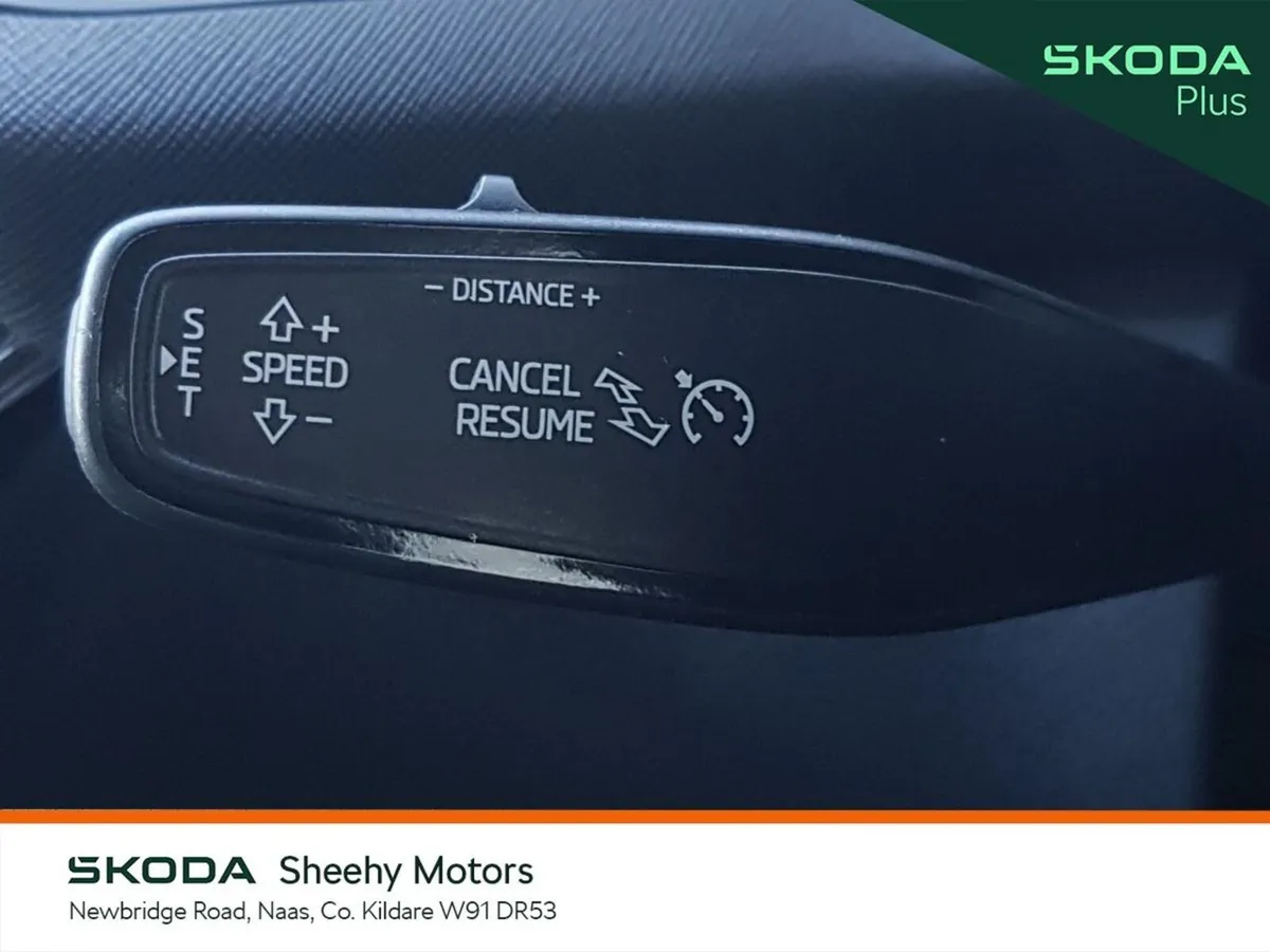Skoda Kodiaq SUV, Diesel, 2024, Gold