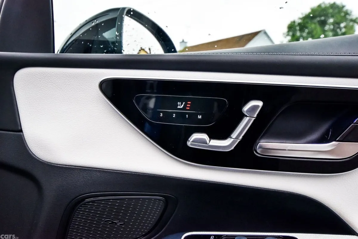Mercedes-Benz GLC SUV, Diesel Hybrid, 2025, Blue