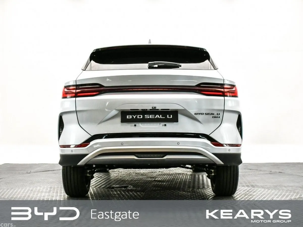 BYD SEAL U SUV, Petrol Hybrid, 2025, White