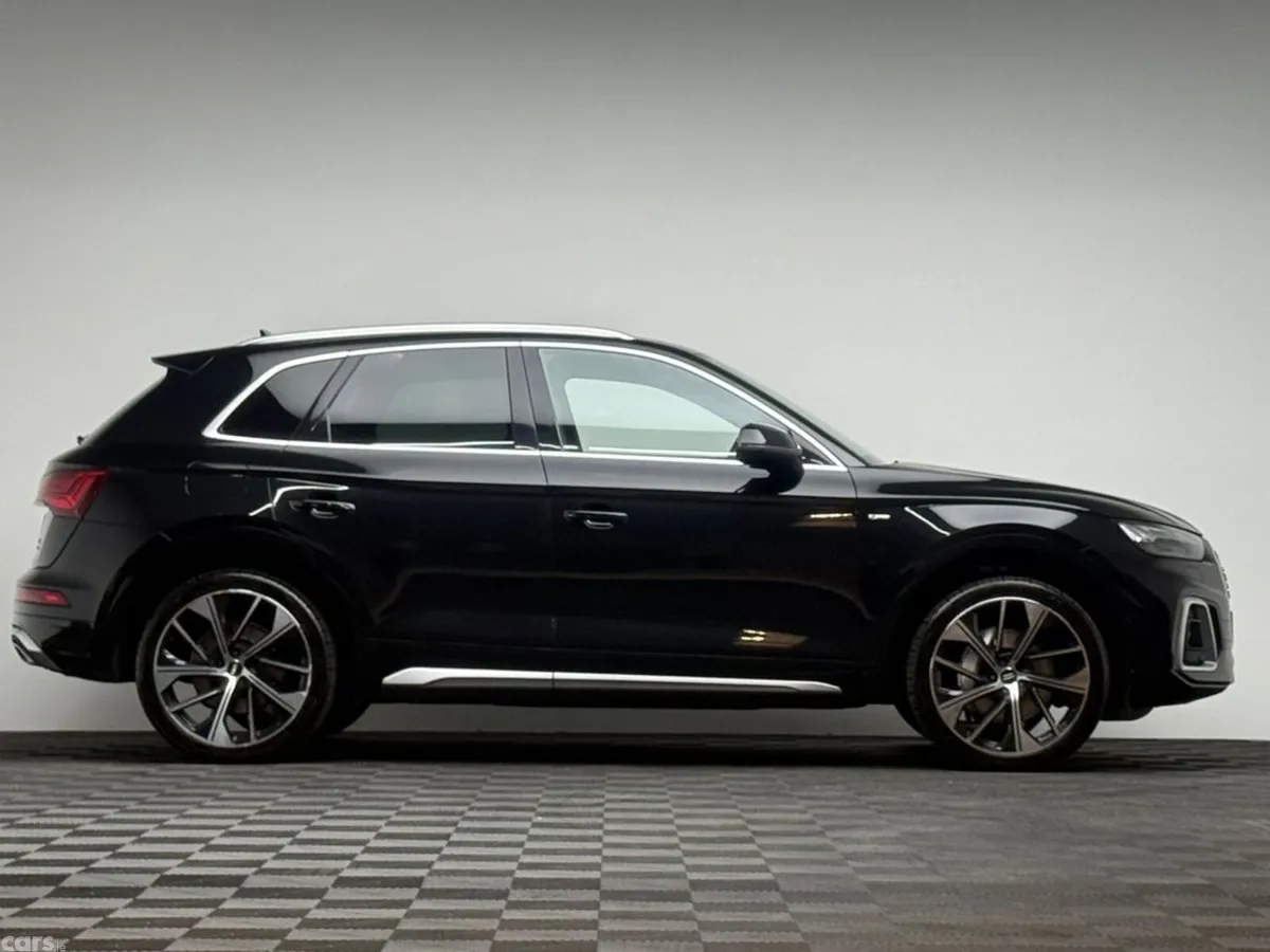 Audi Q5 SUV, Petrol Plug-in Hybrid, 2021, Black