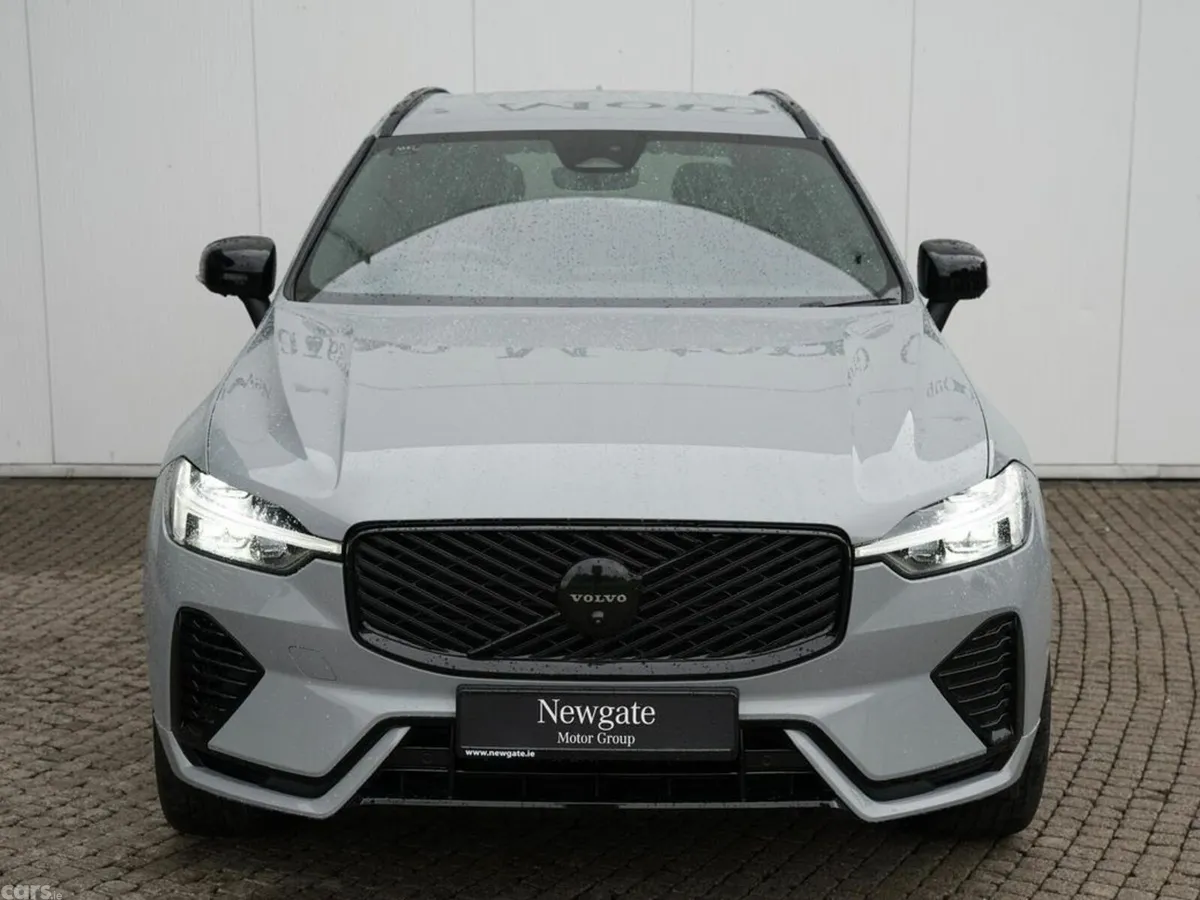Volvo XC60 SUV, Petrol Plug-in Hybrid, 2026, Grey