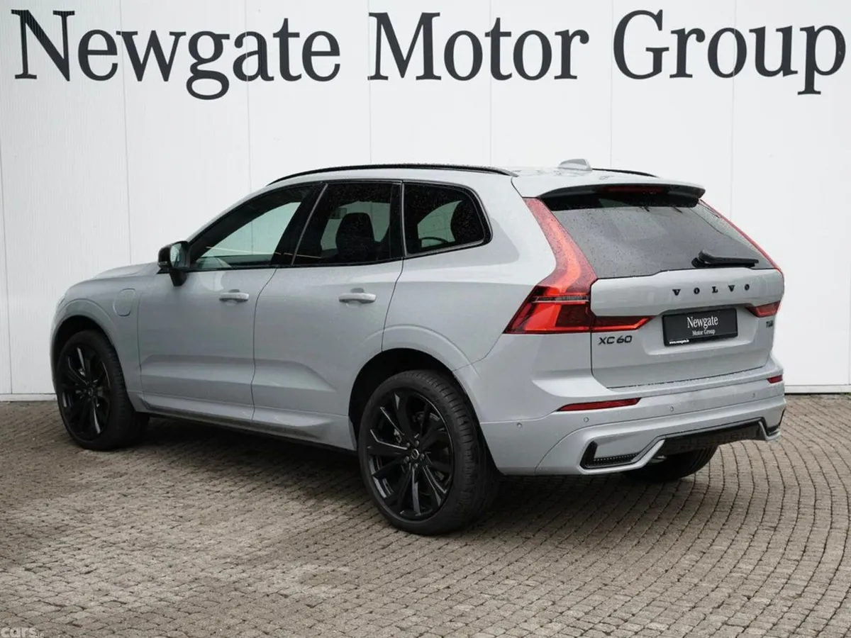 Volvo XC60 SUV, Petrol Plug-in Hybrid, 2026, Grey