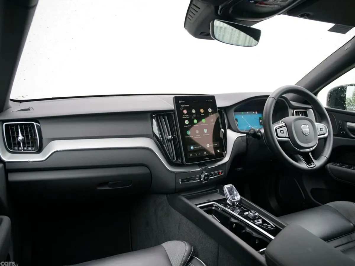 Volvo XC60 SUV, Petrol Plug-in Hybrid, 2026, Grey