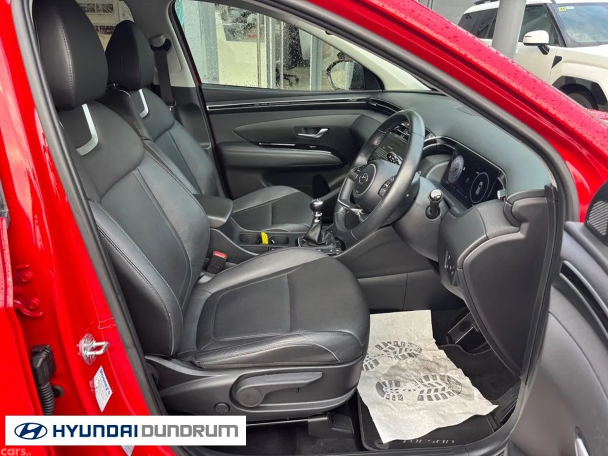Hyundai Tucson MPV, Diesel, 2022, Red