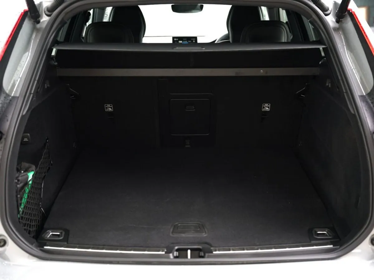 Volvo XC60 SUV, Petrol Plug-in Hybrid, 2026, Grey