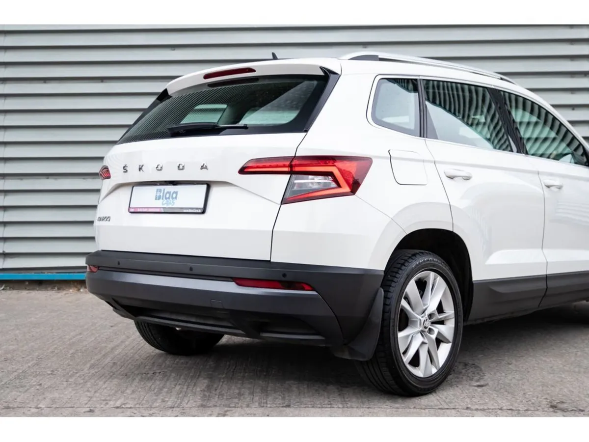 Skoda Karoq Estate, Petrol, 2020, White