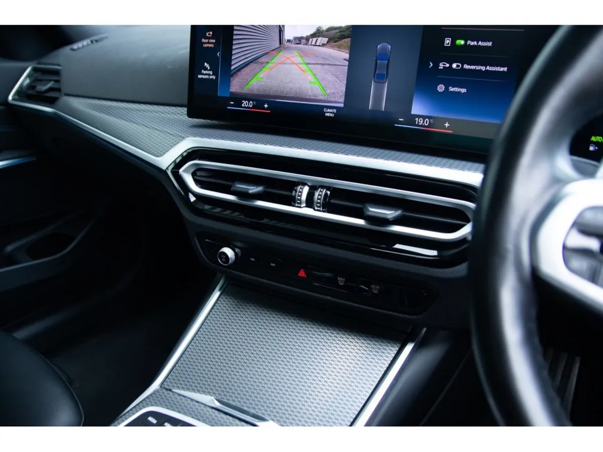 BMW 3-Series Saloon, Petrol Plug-in Hybrid, 2023, Grey