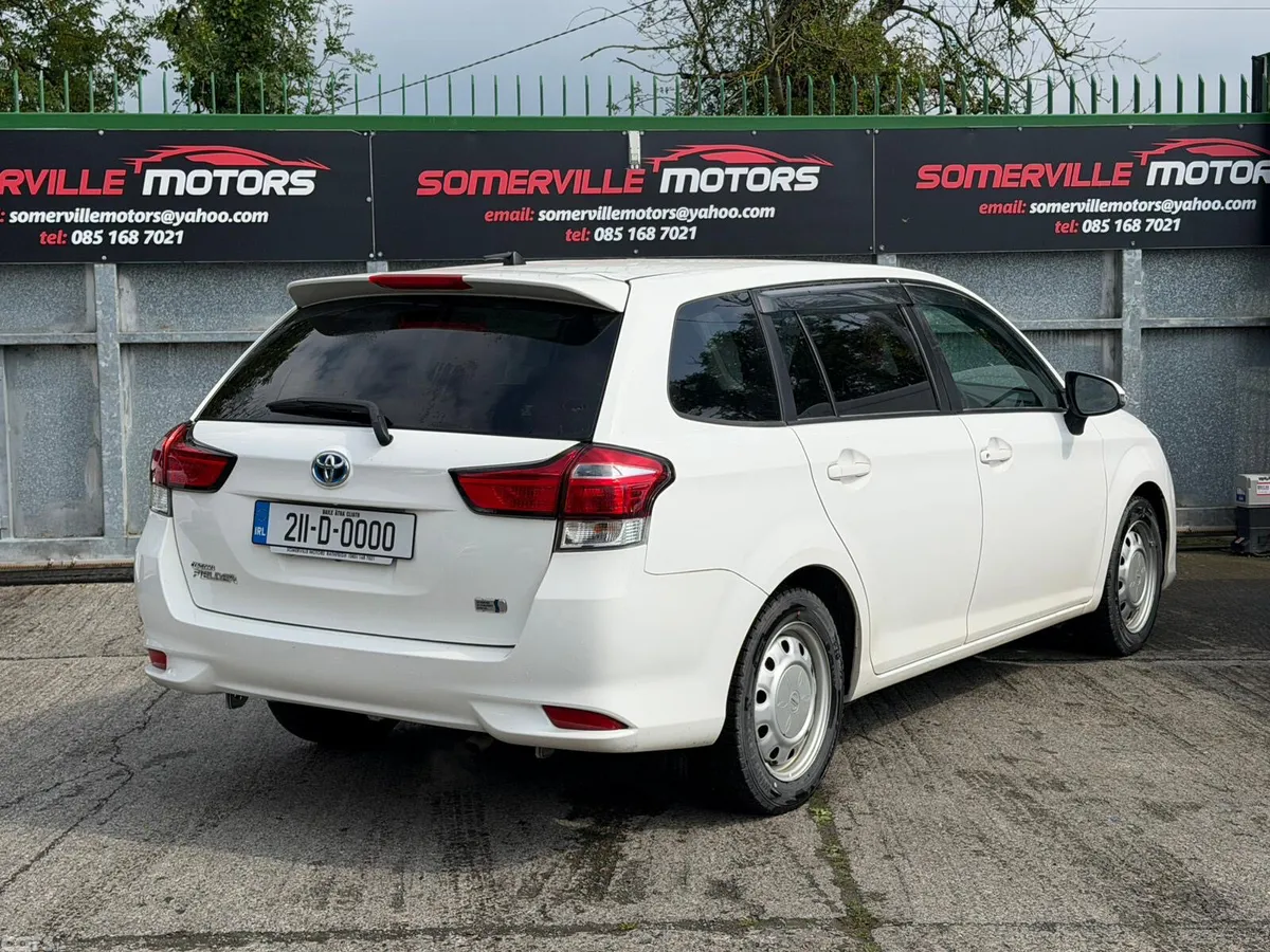 Toyota Corolla Cross Estate, Petrol Hybrid, 2021, White