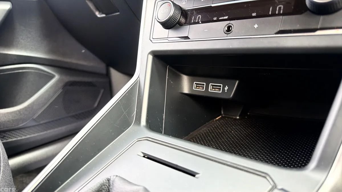 Volkswagen Polo Hatchback, Petrol, 2019, Black