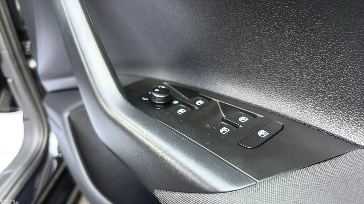 Volkswagen Polo Hatchback, Petrol, 2019, Black