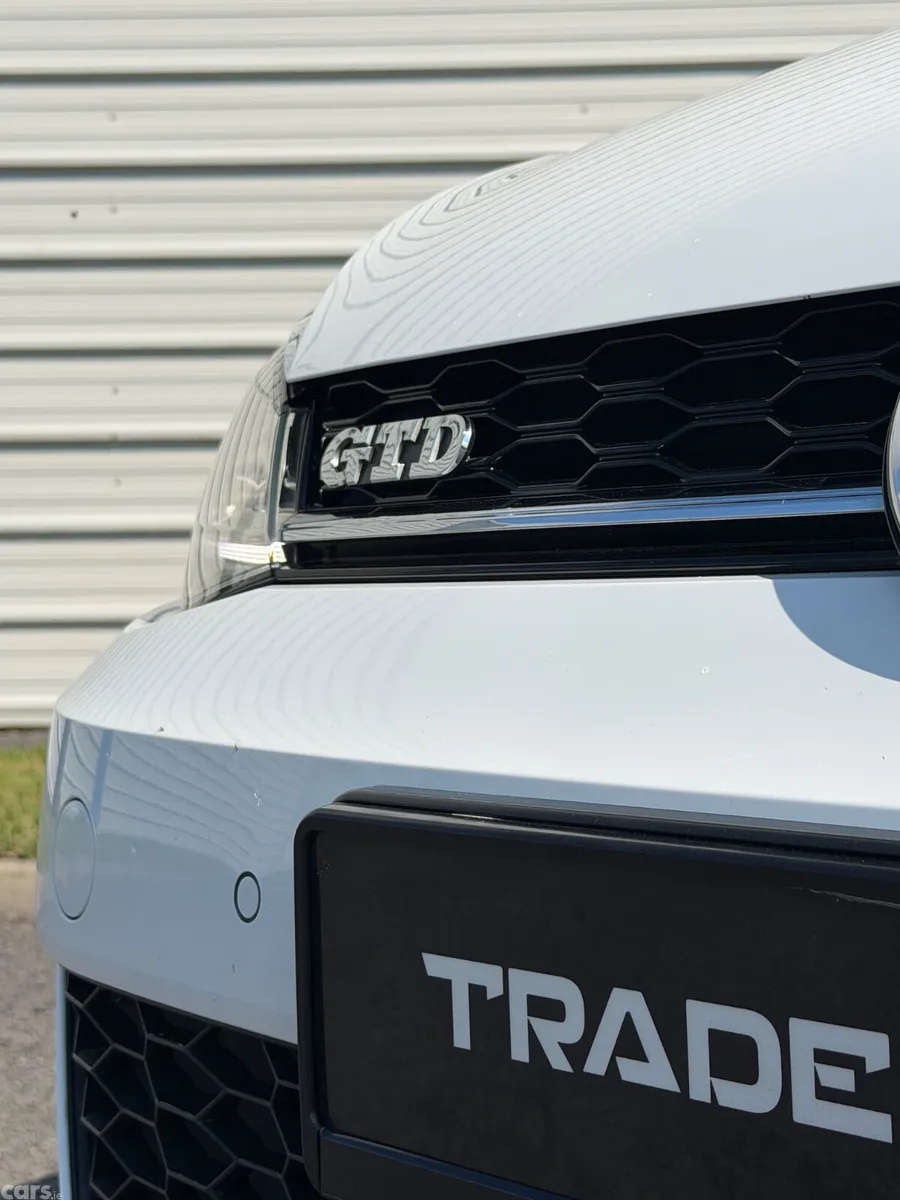 Volkswagen Golf Hatchback, Diesel, 2018, White
