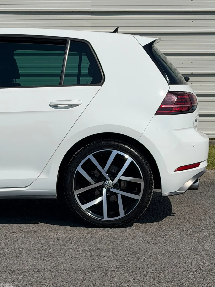 Volkswagen Golf Hatchback, Diesel, 2018, White