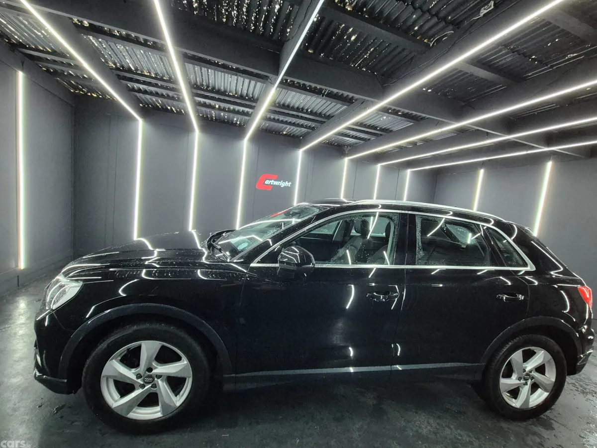 Audi Q3 SUV, Petrol, 2020, Black