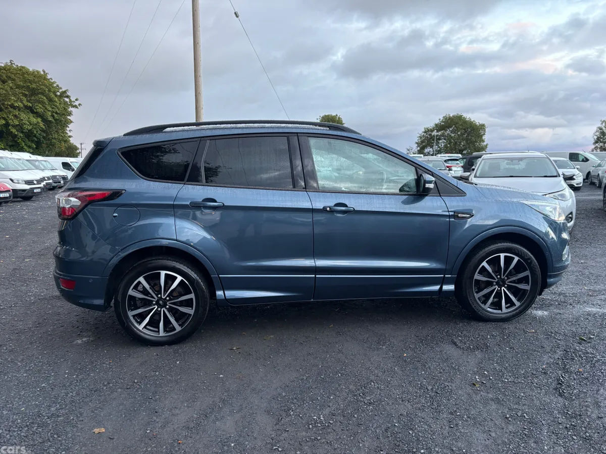 Ford Kuga SUV, Diesel, 2019, Blue