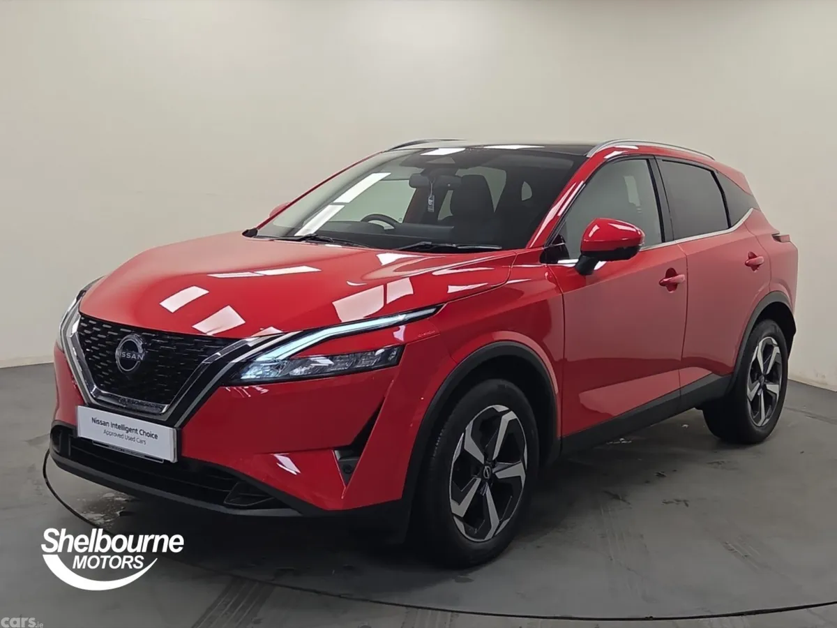 Nissan Qashqai Hatchback, Petrol, 2023, Red