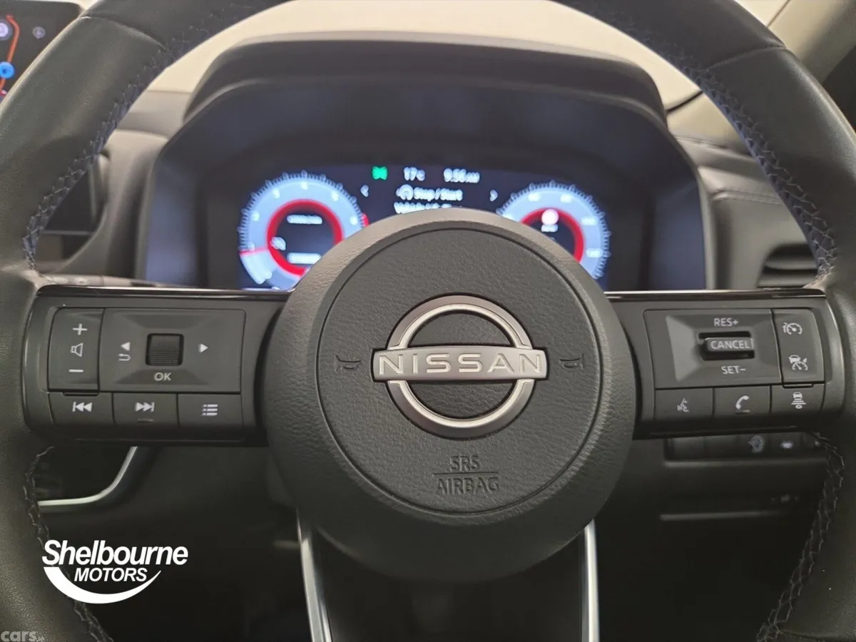 Nissan Qashqai Hatchback, Petrol, 2023, Red
