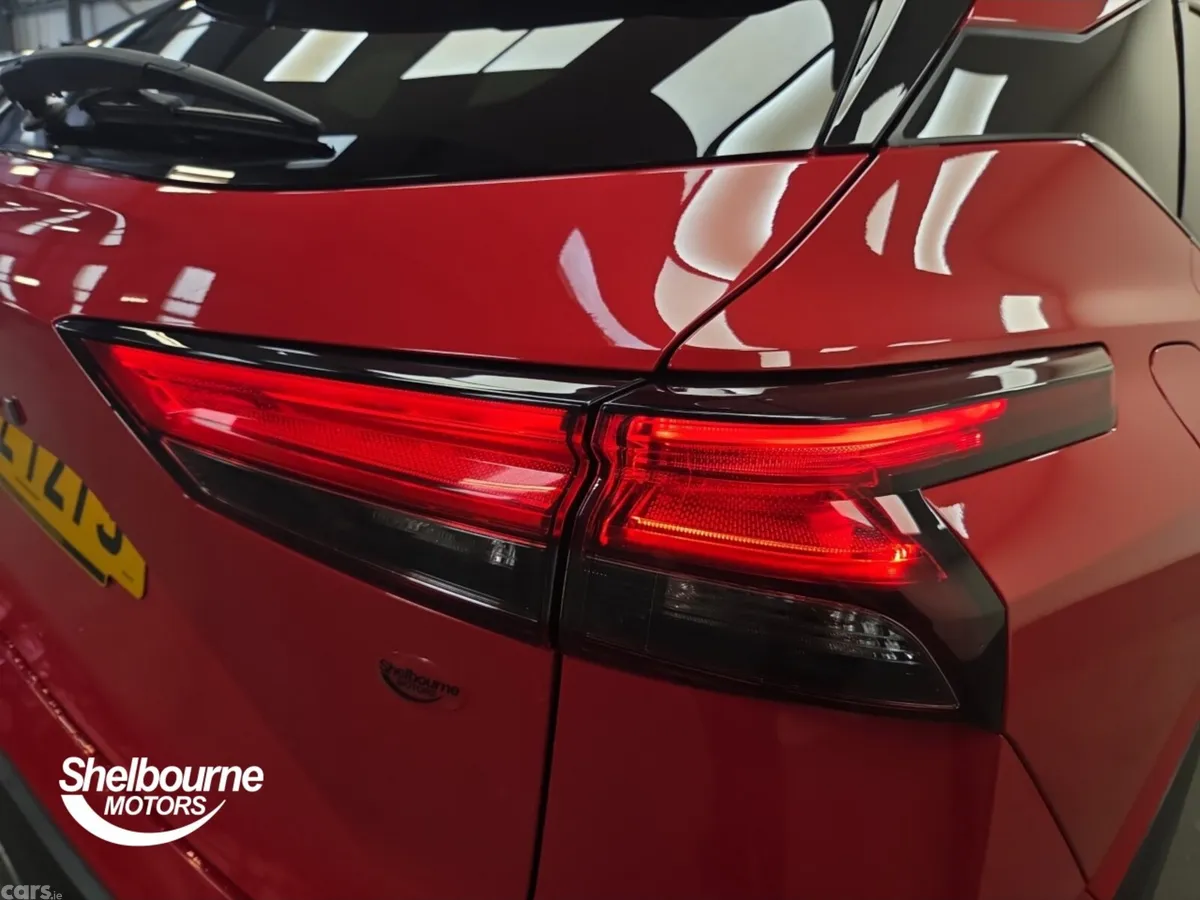 Nissan Qashqai Hatchback, Petrol, 2023, Red