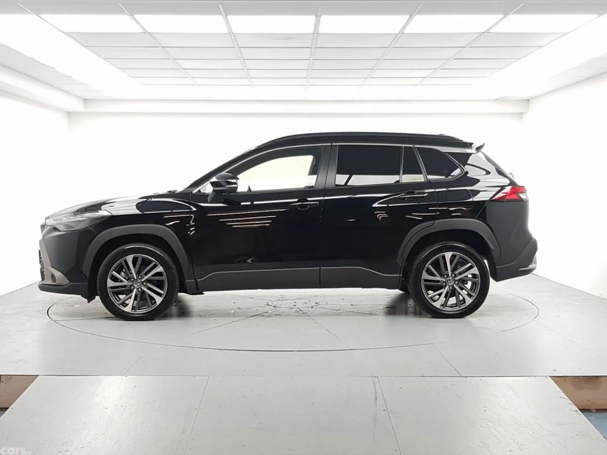 Toyota Corolla Cross SUV, Petrol, 2024, Black