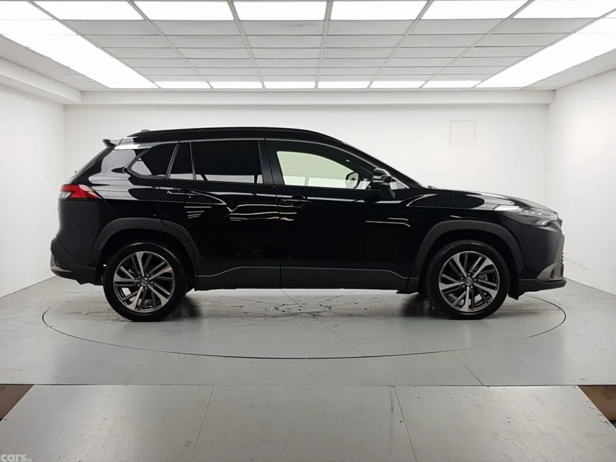 Toyota Corolla Cross SUV, Petrol, 2024, Black