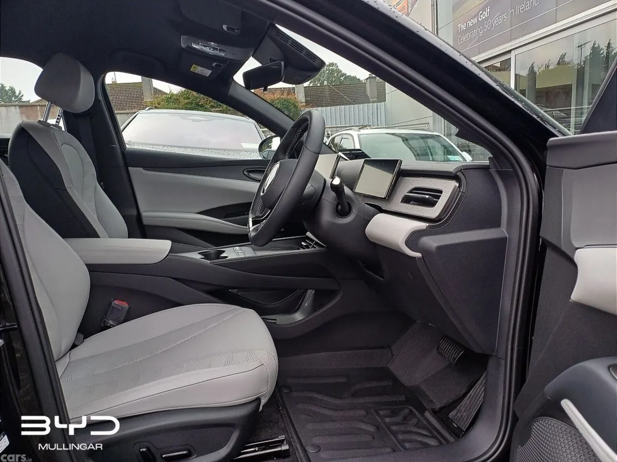 BYD Seal 6 Estate, Petrol Plug-in Hybrid, 2027, Black