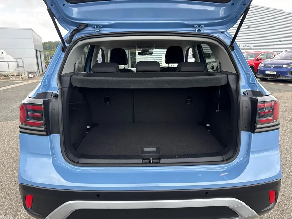 Volkswagen T-Cross SUV, Petrol, 2024, Blue
