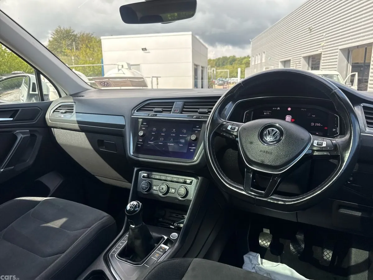 Volkswagen Tiguan Allspace SUV, Diesel, 2020, White
