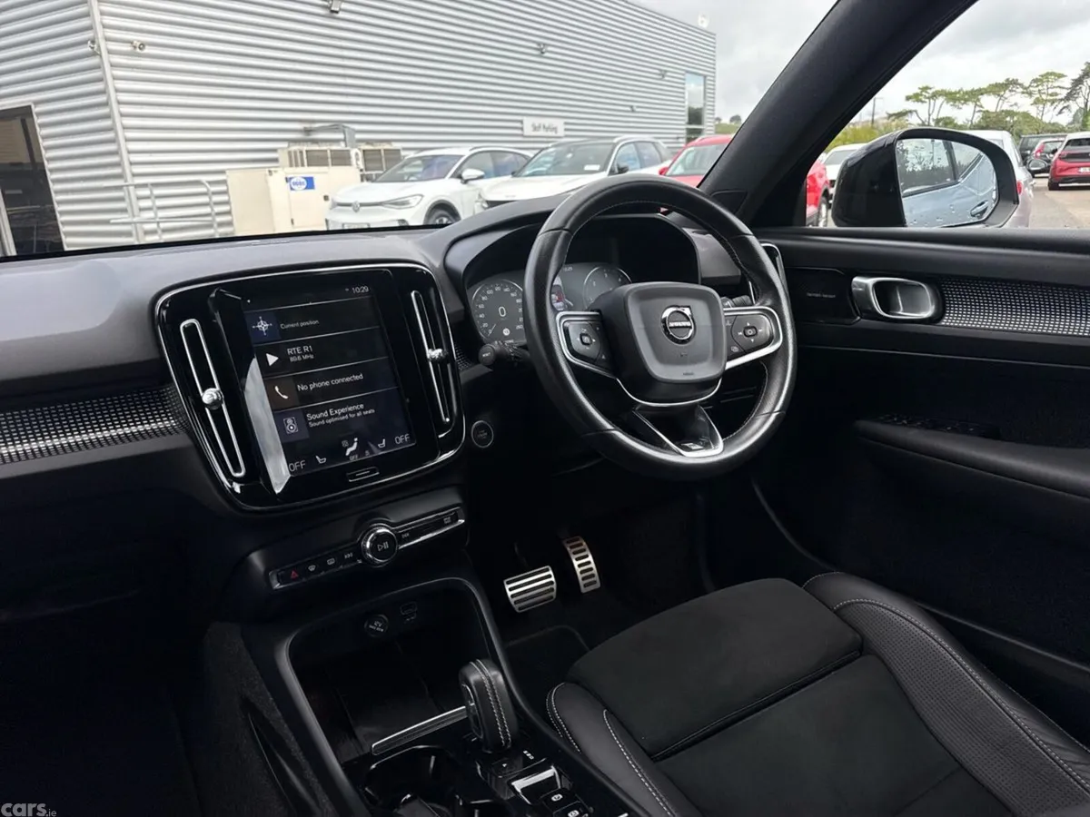 Volvo XC40 SUV, Diesel, 2019, Grey