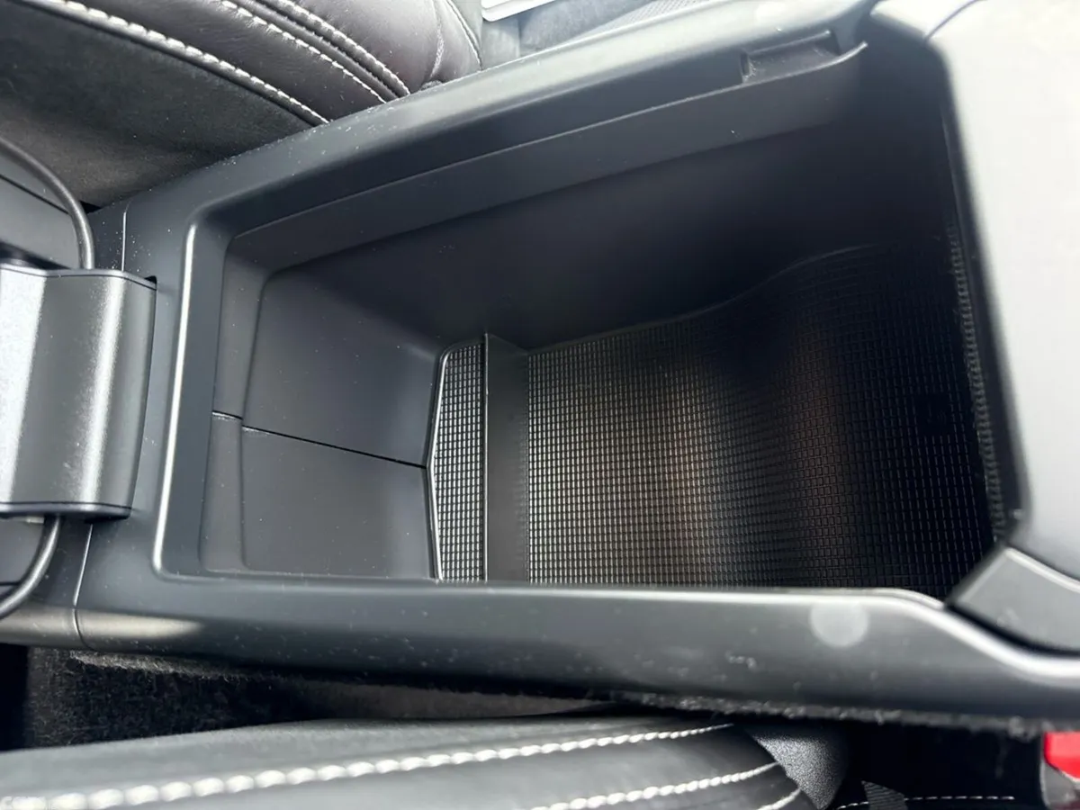 Volvo XC40 SUV, Diesel, 2019, Grey