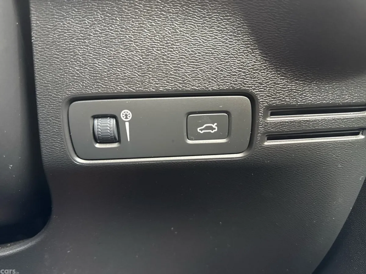 Volvo XC40 SUV, Diesel, 2019, Grey