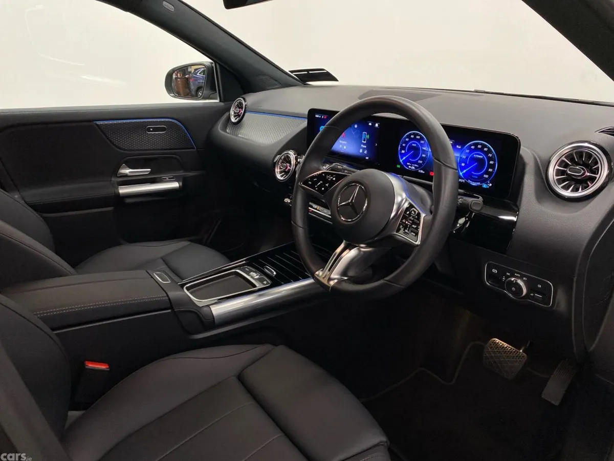 Mercedes-Benz EQA SUV, Electric, 2025, Black