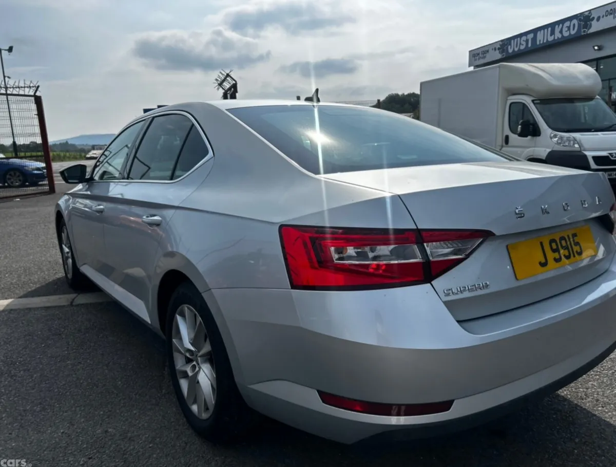 Skoda Superb Saloon, Diesel, 2020, Silver