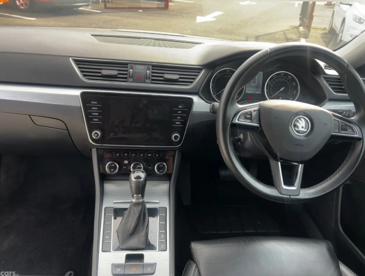 Skoda Superb Saloon, Diesel, 2020, Silver
