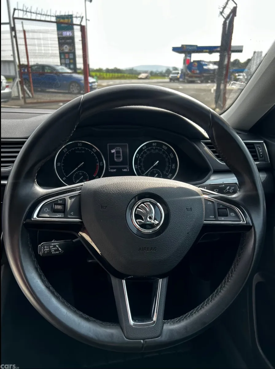 Skoda Superb Saloon, Diesel, 2020, Silver