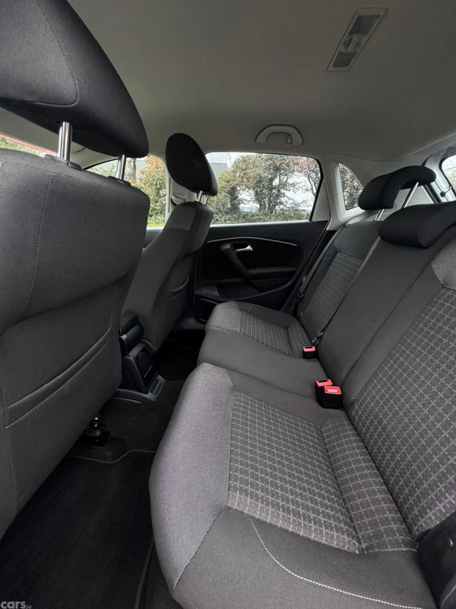 Volkswagen Polo Hatchback, Petrol, 2015, Silver