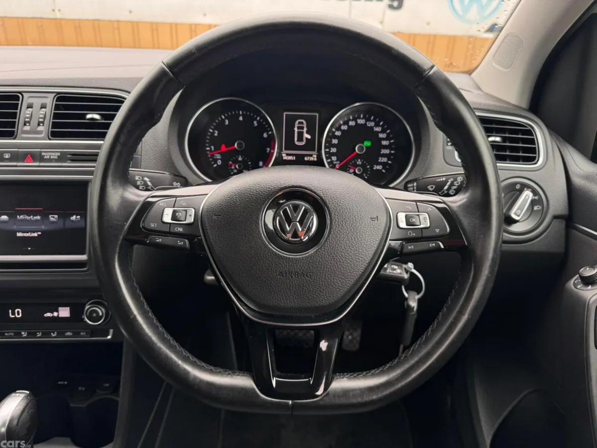 Volkswagen Polo Hatchback, Petrol, 2015, Silver