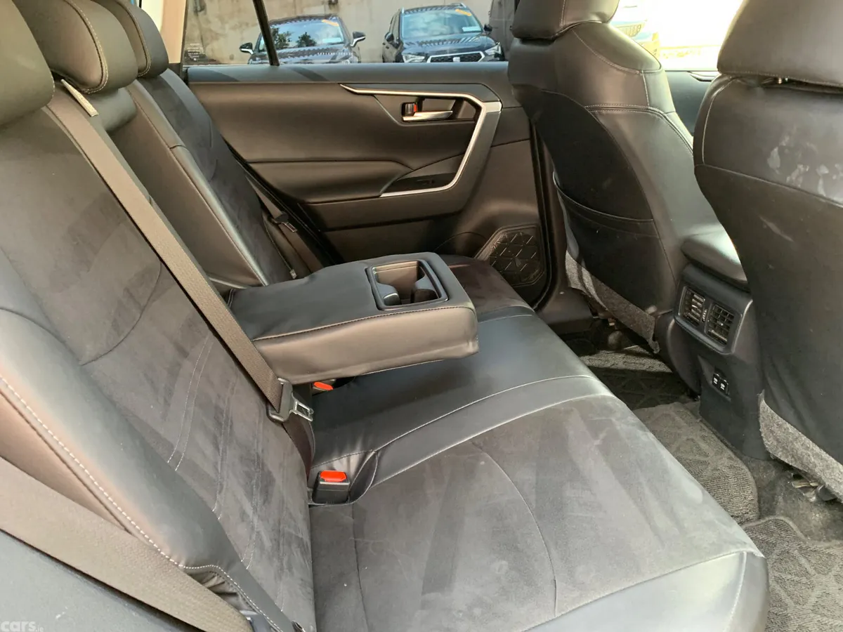 Toyota RAV4 SUV, Petrol Hybrid, 2020, Blue