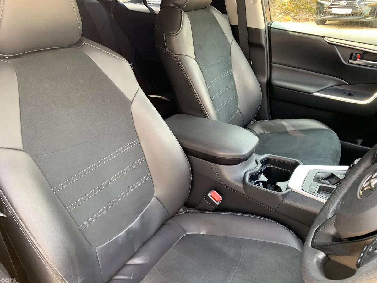 Toyota RAV4 SUV, Petrol Hybrid, 2020, Blue