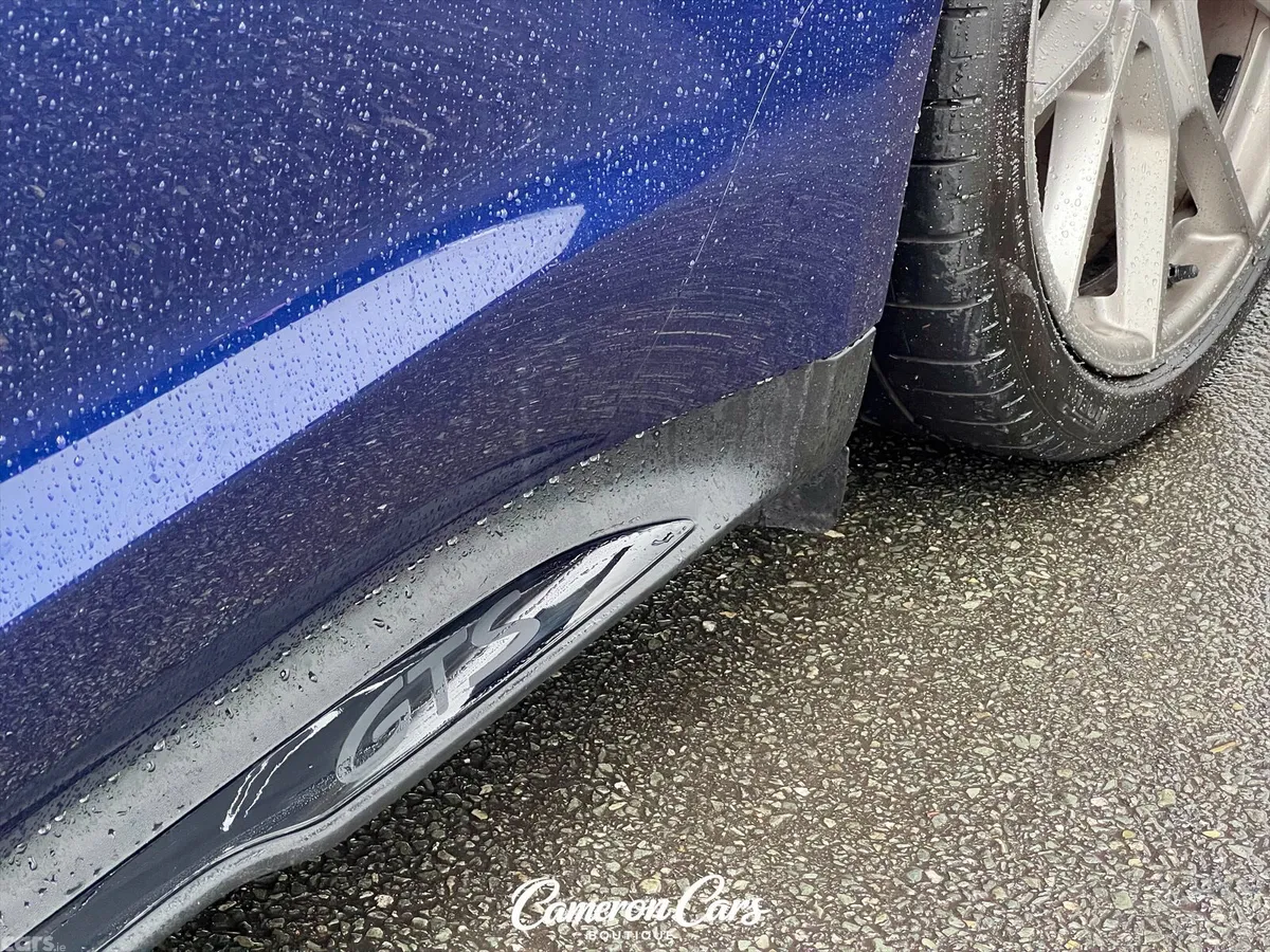 Porsche Taycan Estate, Electric, 2023, Blue