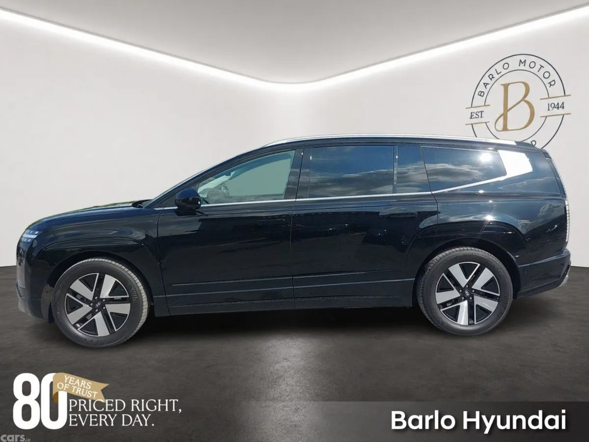 Hyundai IONIQ 9 MPV, Electric, 2026, Black