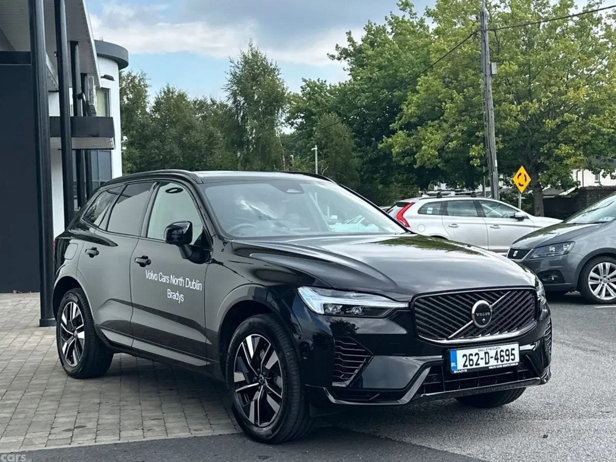 Volvo XC60 SUV, Petrol Plug-in Hybrid, 2026, Black