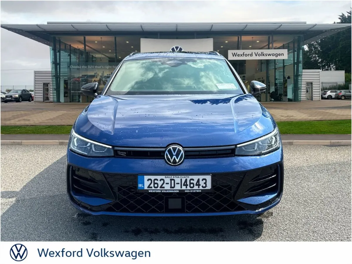 Volkswagen Passat Estate, Diesel, 2026, Blue