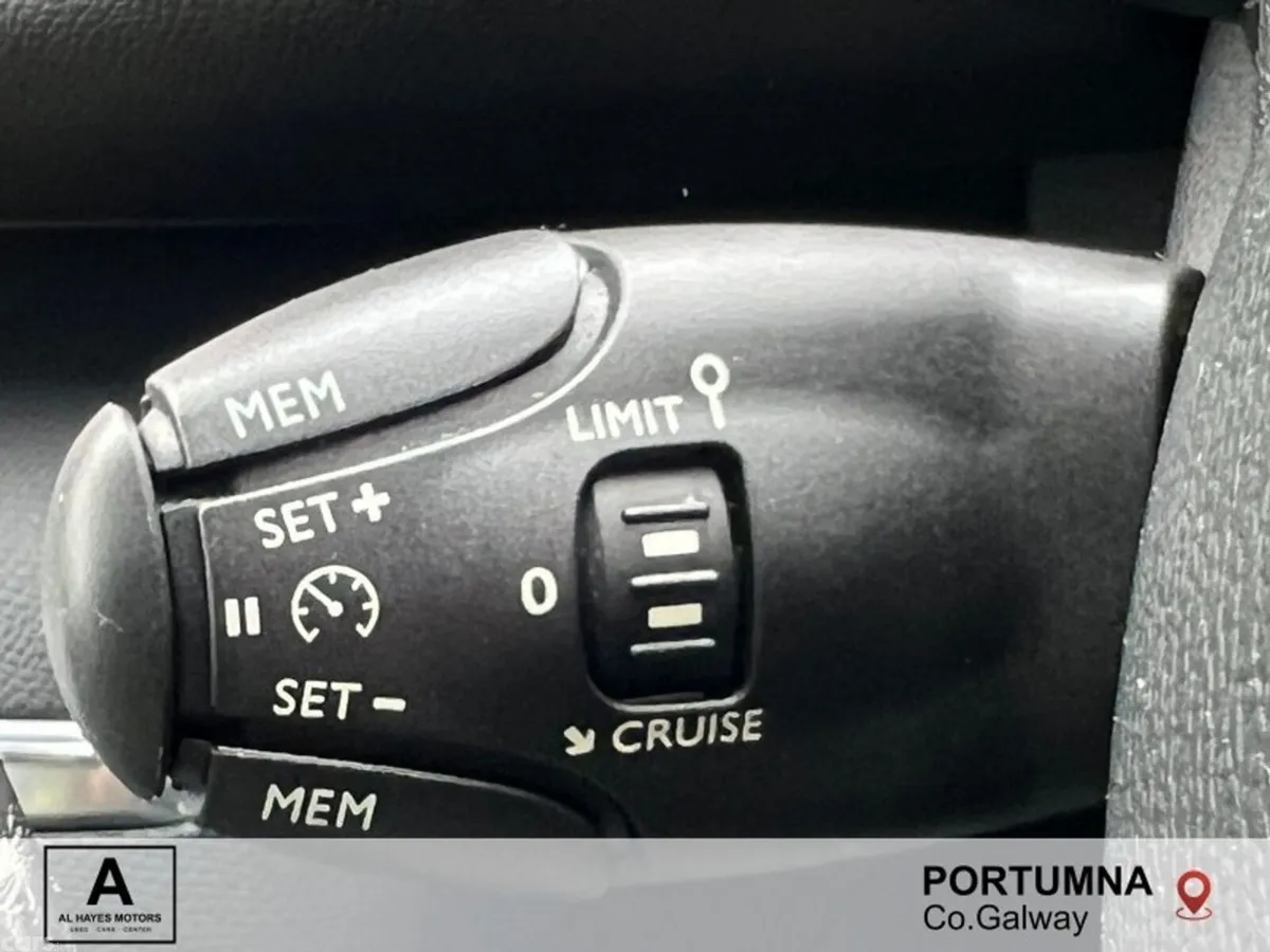 Peugeot 308 Hatchback, Diesel, 2016, Black