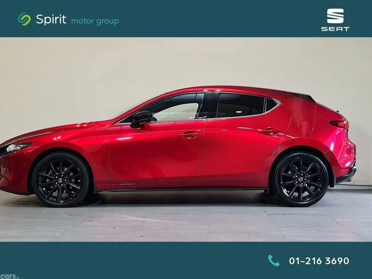 Mazda Mazda3 Hatchback, Petrol, 2022, Red