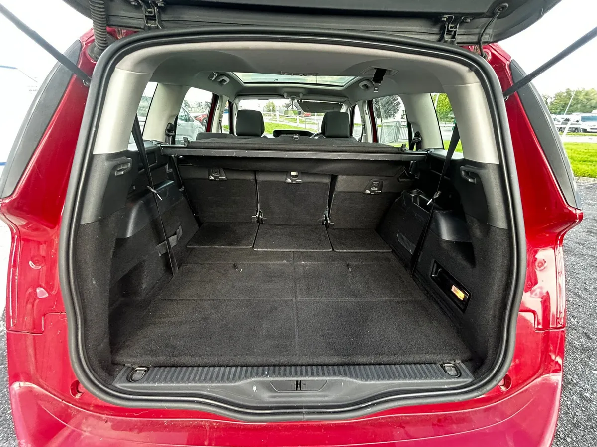 Citroen C4 Picasso Hatchback, Diesel, 2016, Red
