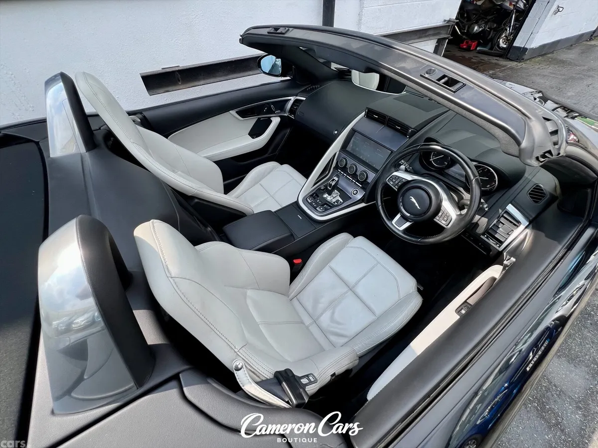 Jaguar F-Type Convertible, Petrol, 2019, Black