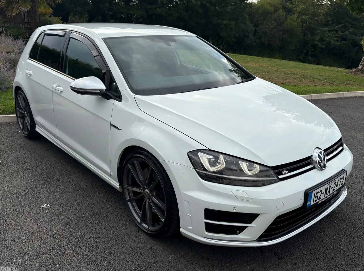 Volkswagen Golf Hatchback, Petrol, 2015, White