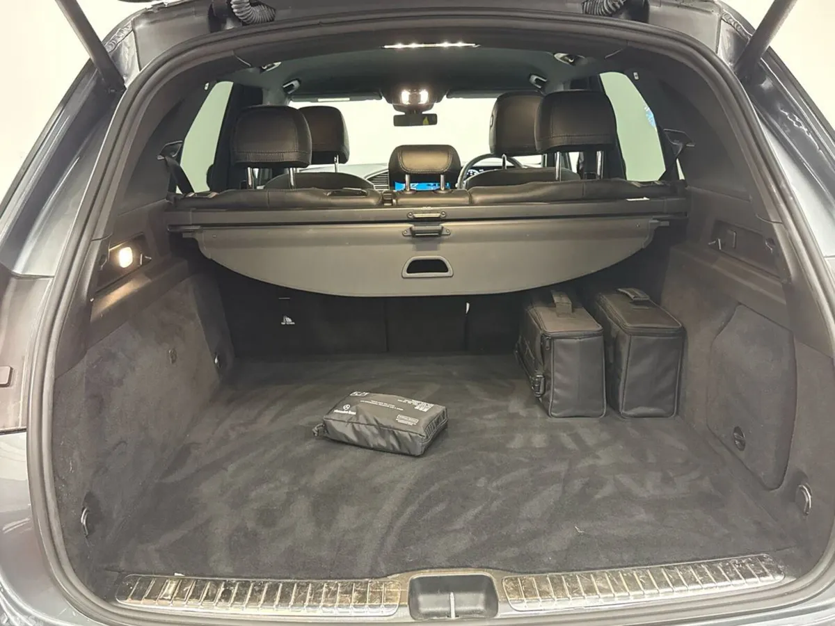Mercedes-Benz GLE SUV, Diesel Plug-in Hybrid, 2022, Grey