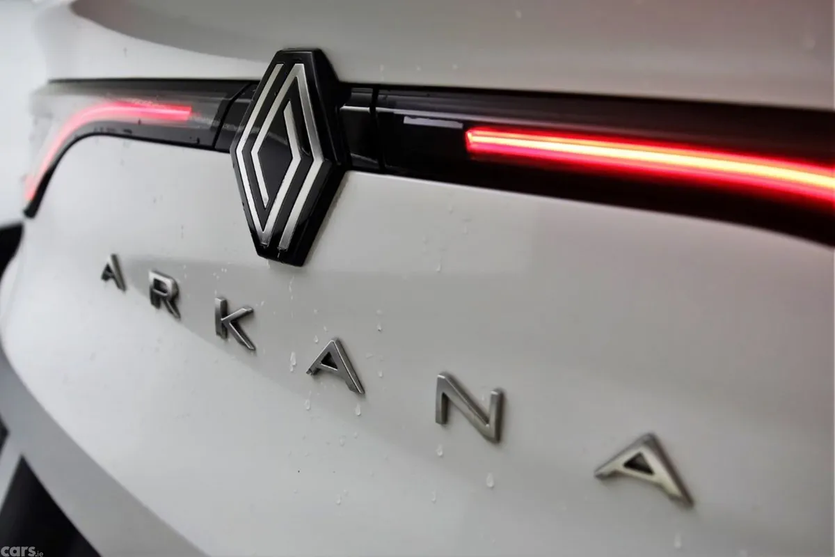 Renault Arkana SUV, Petrol, 2024, White