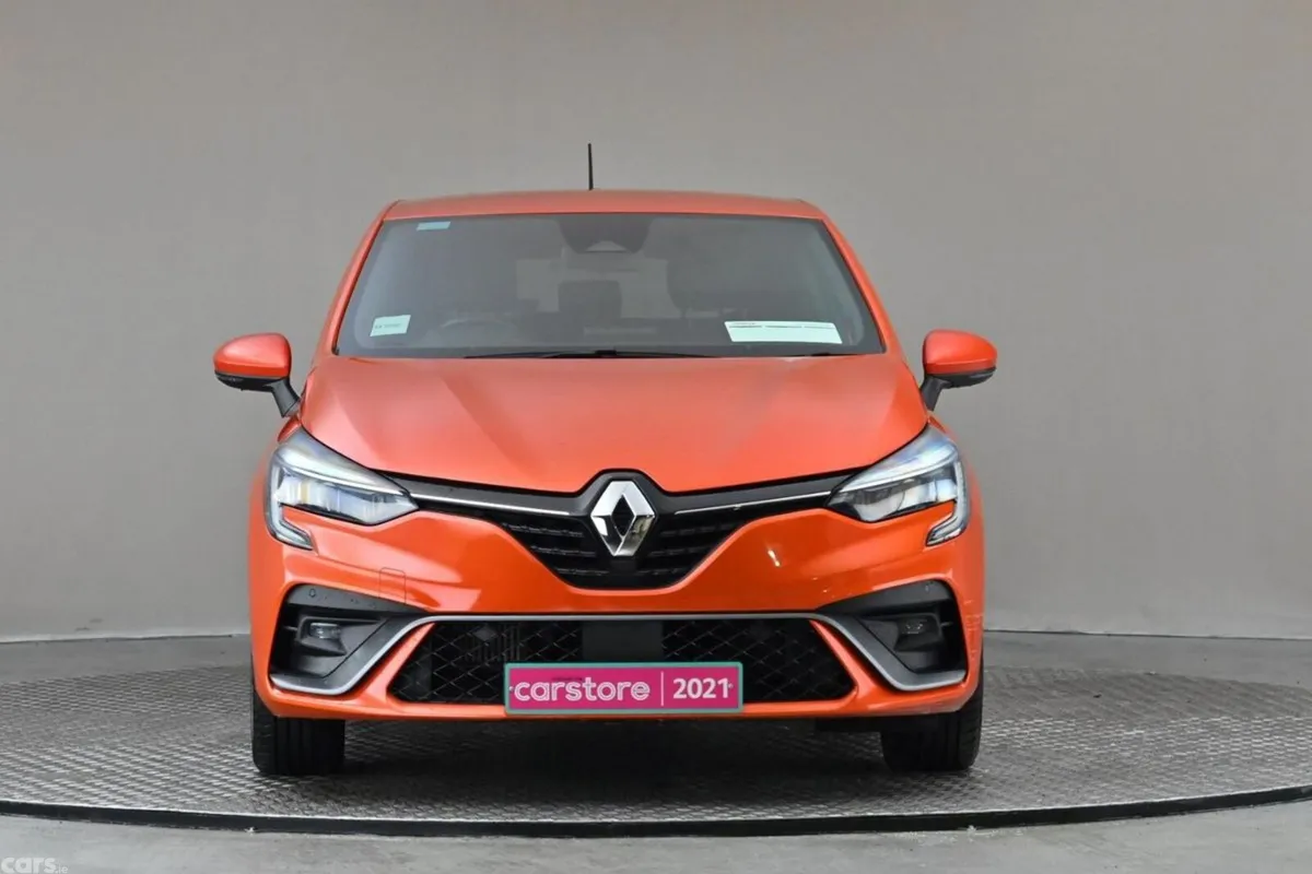Renault Clio Hatchback, Petrol, 2021, Orange