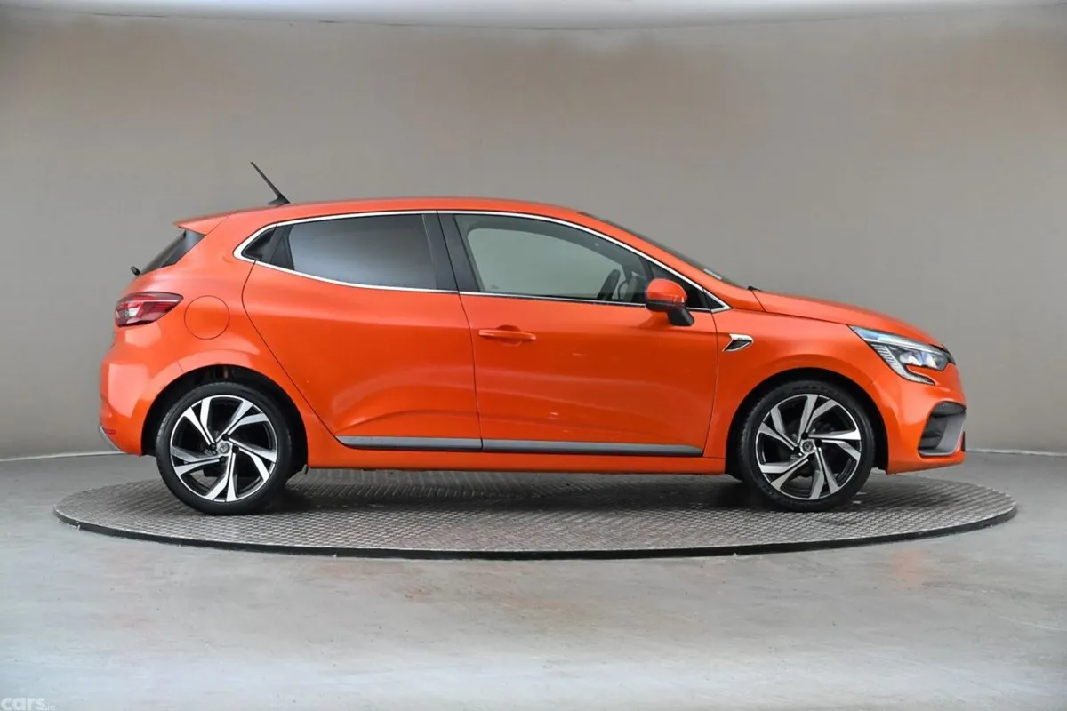 Renault Clio Hatchback, Petrol, 2021, Orange